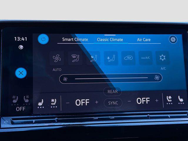 used 2024 Volkswagen Atlas car, priced at $24,432