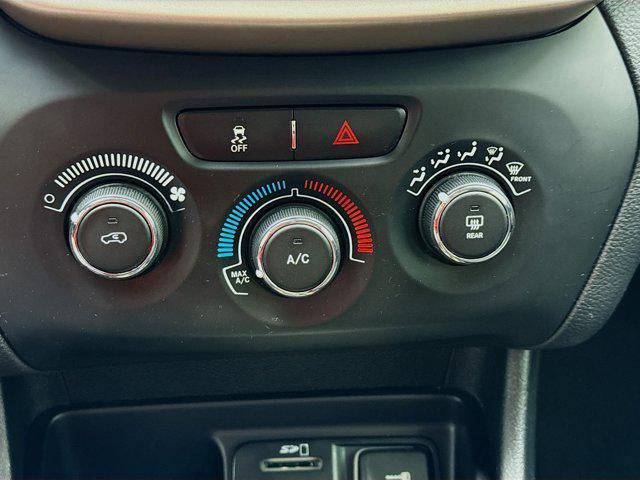 used 2018 Jeep Cherokee car, priced at $12,399