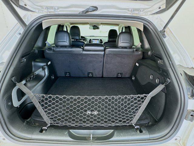 used 2017 Jeep Cherokee car, priced at $17,999