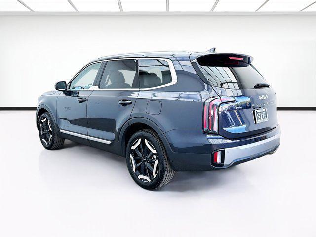 used 2025 Kia Telluride car, priced at $38,388