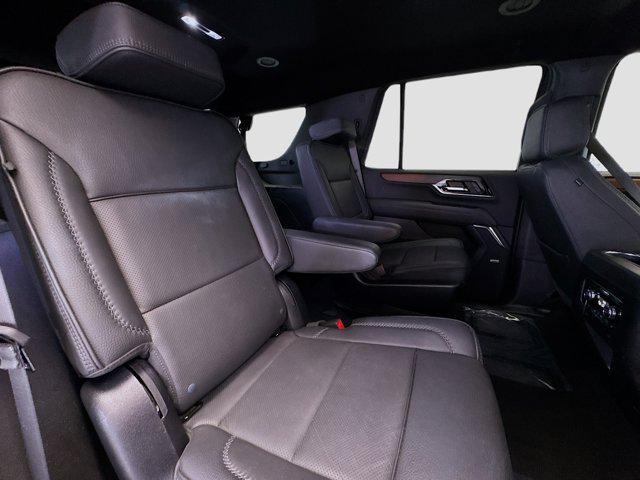 used 2025 GMC Yukon car, priced at $71,868