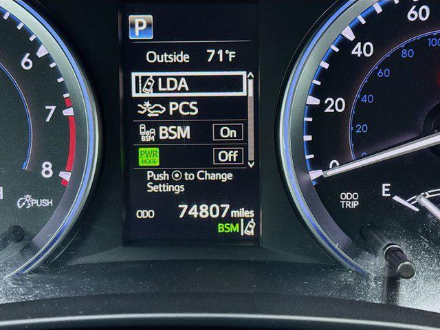 used 2018 Toyota Highlander car