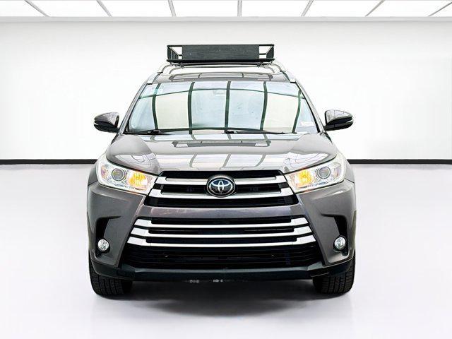 used 2018 Toyota Highlander car