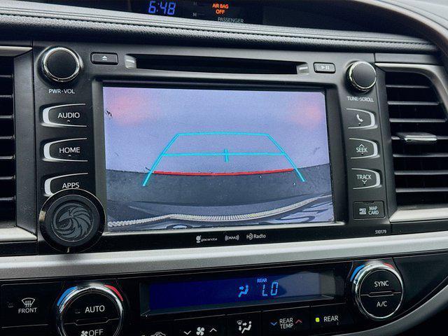 used 2018 Toyota Highlander car