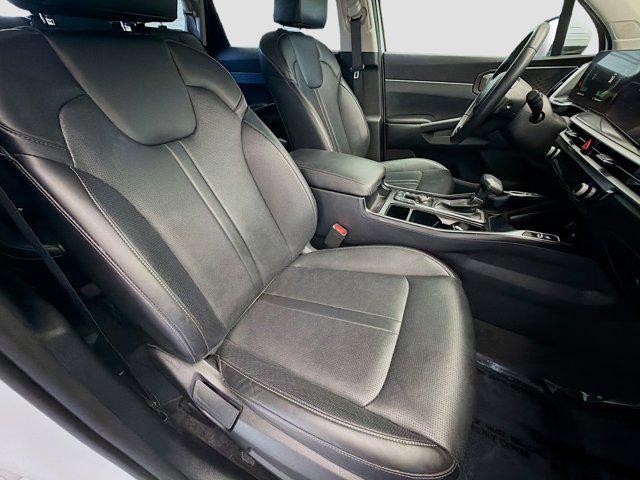 used 2024 Kia Sorento car, priced at $24,880