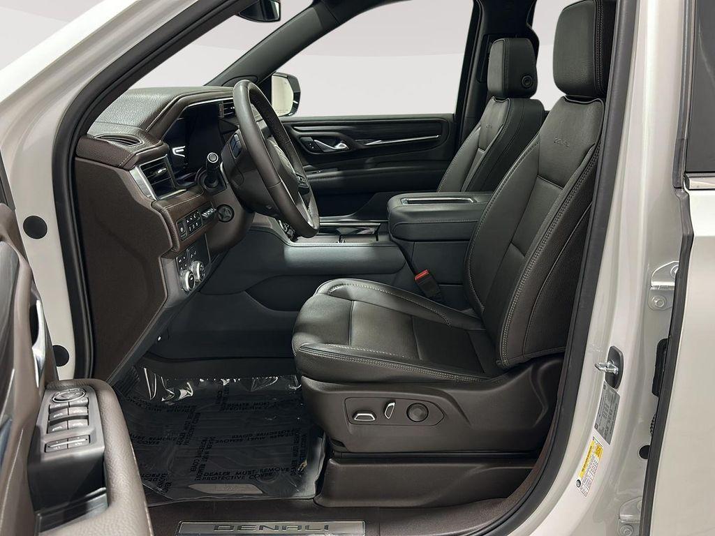 used 2022 GMC Yukon car, priced at $53,980