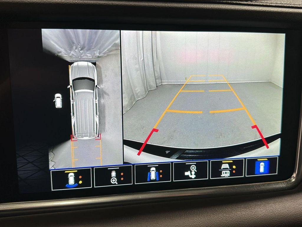 used 2022 GMC Yukon car, priced at $53,980