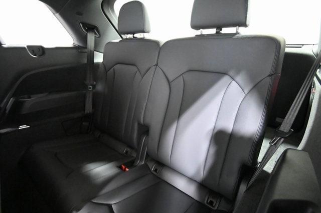 new 2026 Audi Q7 car