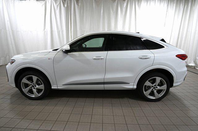 new 2025 Audi Q5 car, priced at $59,545