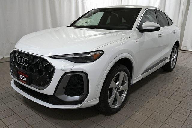 new 2025 Audi Q5 car, priced at $62,495