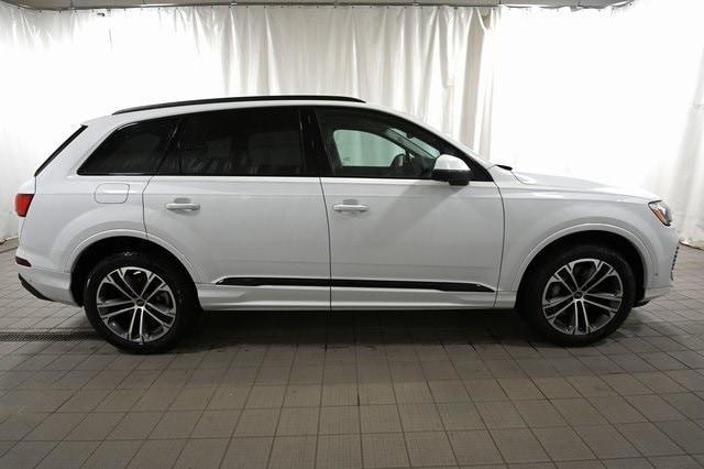 new 2026 Audi Q7 car, priced at $64,145
