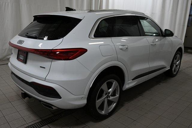 new 2025 Audi Q5 car, priced at $60,670
