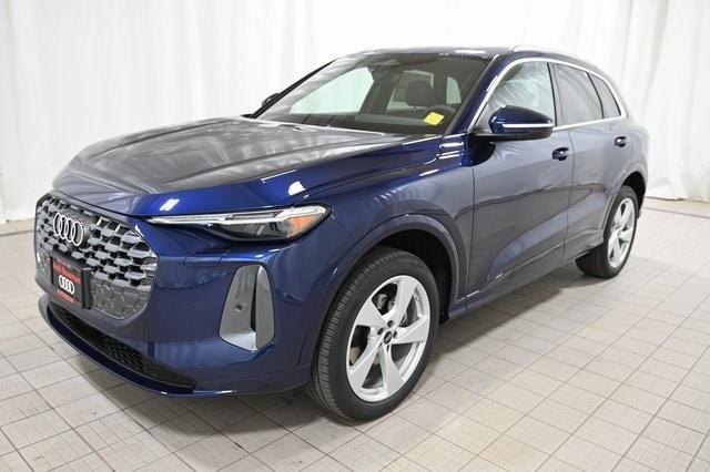 new 2025 Audi Q5 car, priced at $58,025