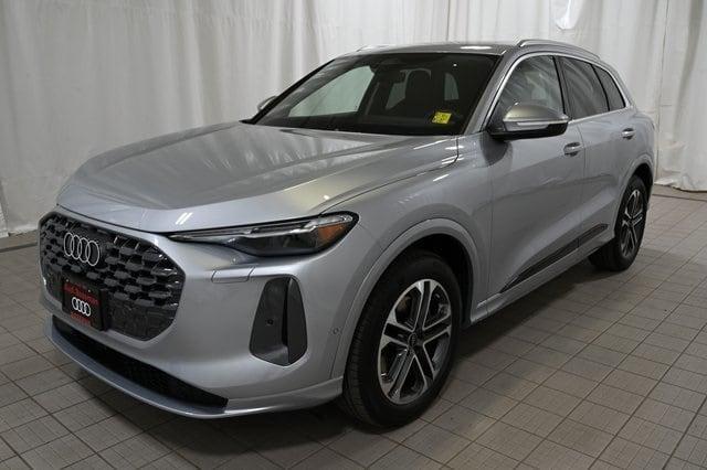 new 2025 Audi Q5 car, priced at $58,090