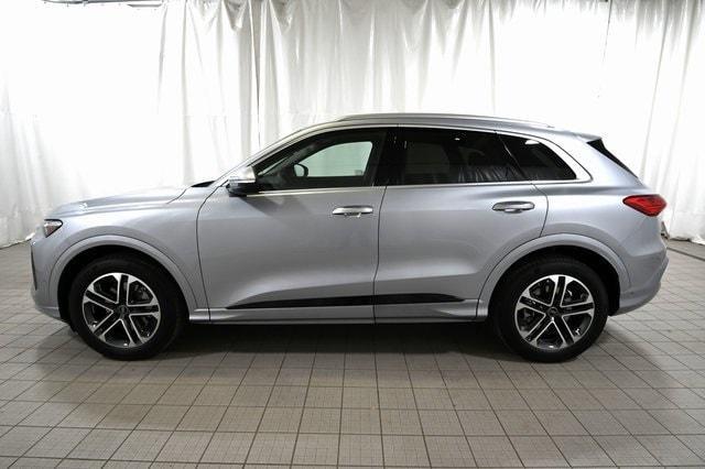 new 2025 Audi Q5 car, priced at $58,090