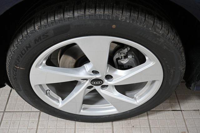 new 2025 Audi Q5 car, priced at $62,775