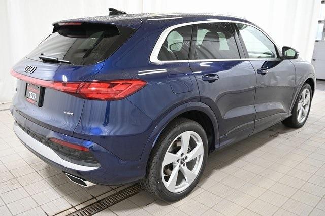 new 2025 Audi Q5 car, priced at $60,275