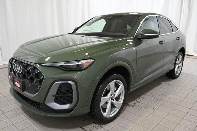 new 2025 Audi Q5 car, priced at $66,325