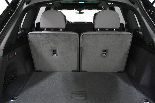 new 2026 Audi Q7 car, priced at $73,445