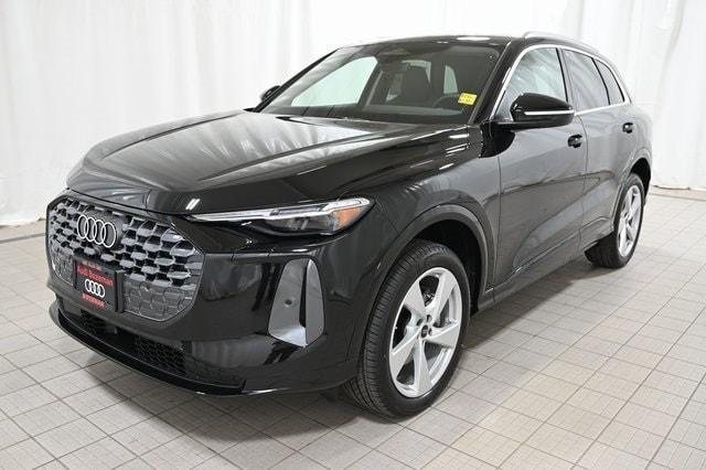 new 2025 Audi Q5 car, priced at $60,020