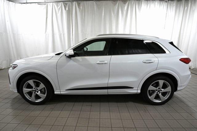 new 2025 Audi Q5 car, priced at $58,905