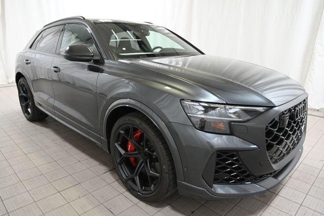 new 2026 Audi RS Q8 car, priced at $158,615