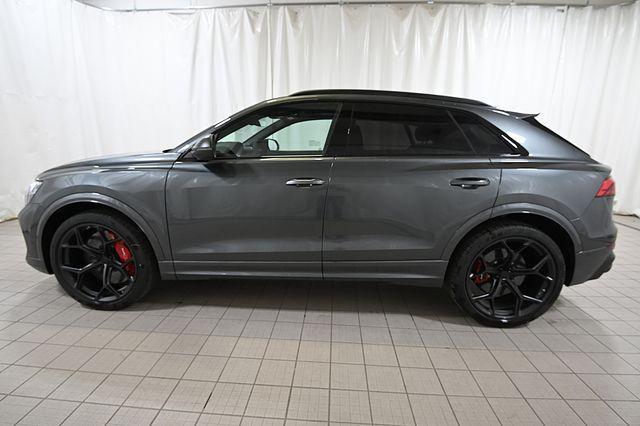 new 2026 Audi RS Q8 car, priced at $158,615