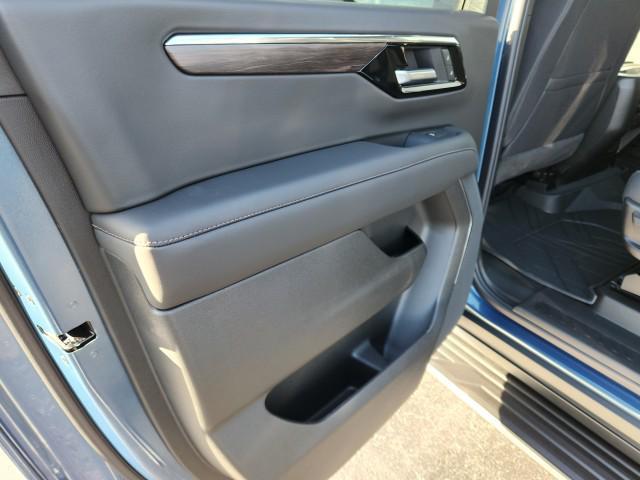 new 2026 Chevrolet Suburban car, priced at $71,770