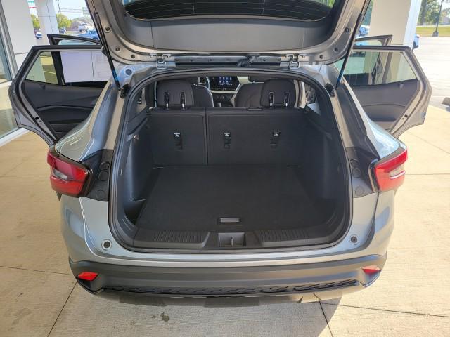 used 2024 Chevrolet Trax car, priced at $23,994