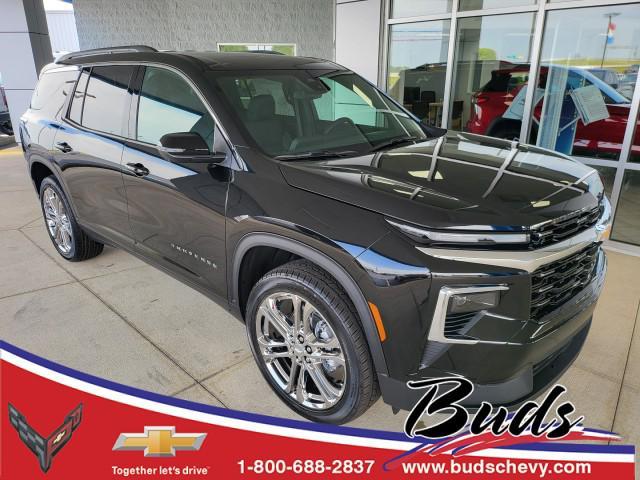 new 2025 Chevrolet Traverse car, priced at $45,430