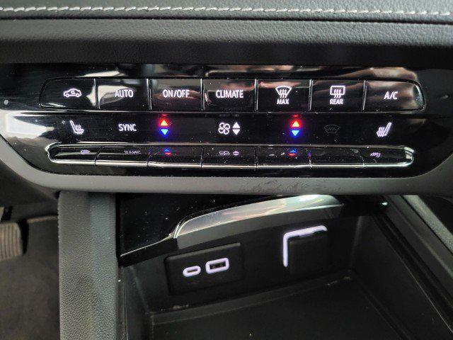 used 2022 Buick Envision car, priced at $25,431