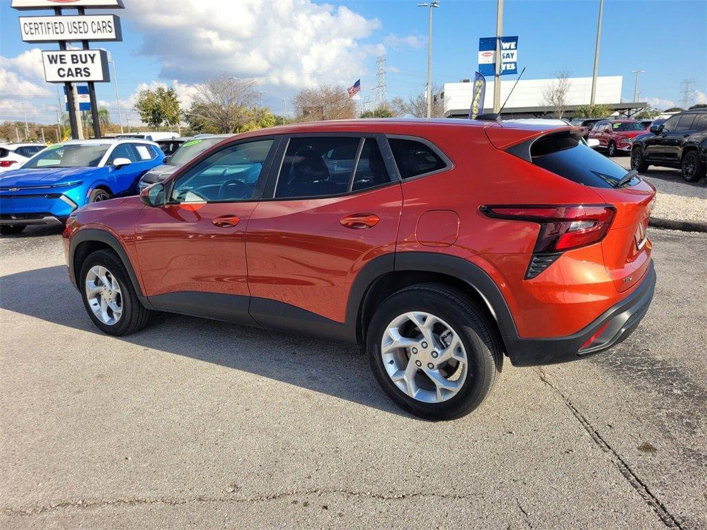used 2024 Chevrolet Trax car, priced at $20,888