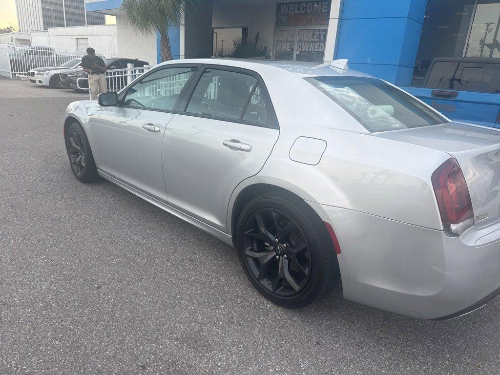 used 2022 Chrysler 300 car, priced at $20,888