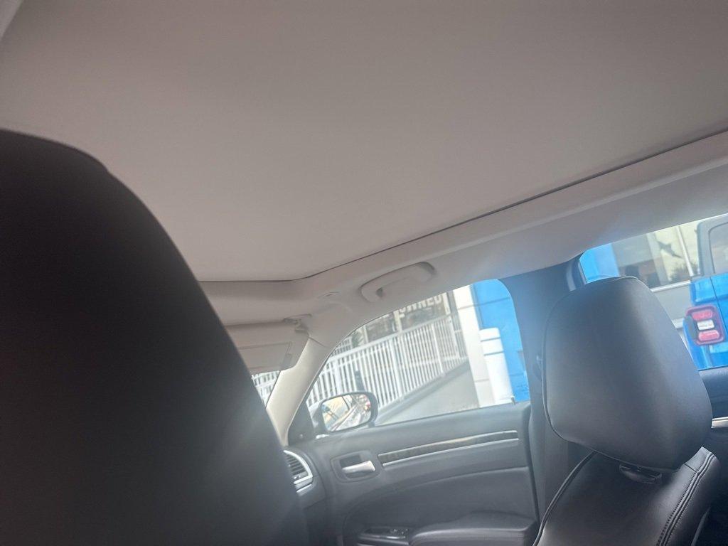 used 2022 Chrysler 300 car, priced at $20,888