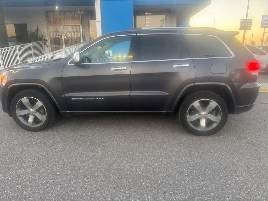 used 2016 Jeep Grand Cherokee car, priced at $15,000