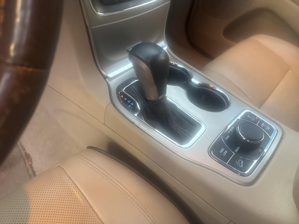 used 2016 Jeep Grand Cherokee car, priced at $15,000