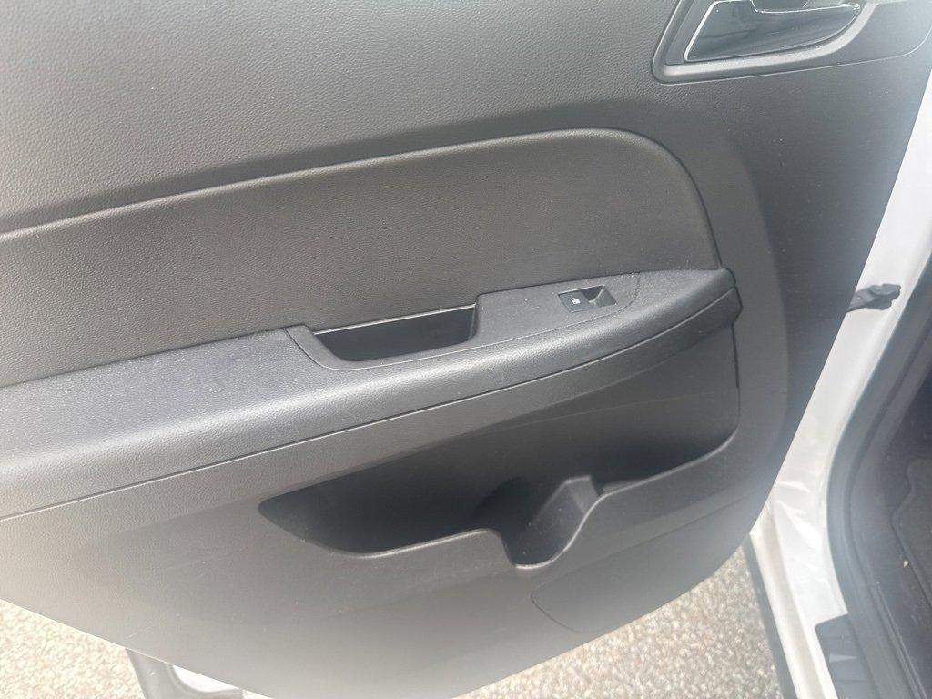 used 2010 Chevrolet Equinox car, priced at $6,500