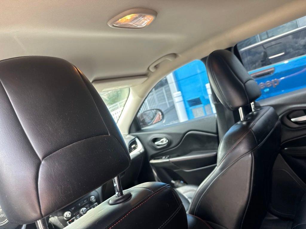 used 2014 Jeep Cherokee car