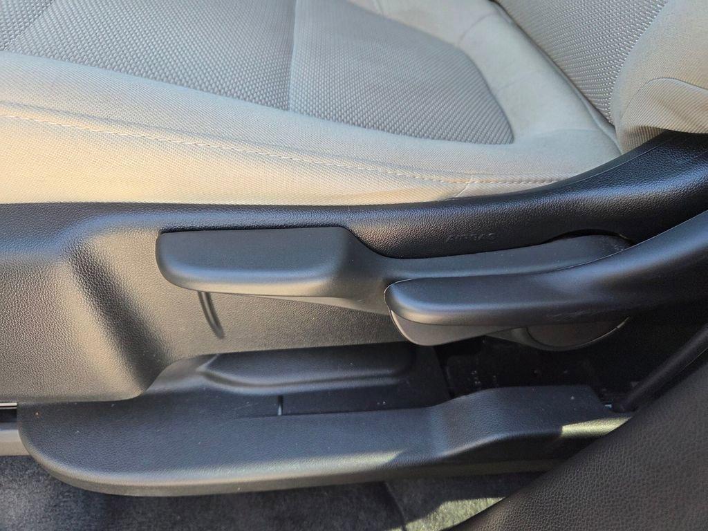 used 2023 Chevrolet Traverse car, priced at $26,988