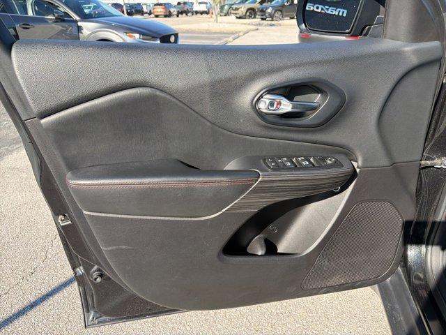 used 2015 Jeep Cherokee car, priced at $12,000