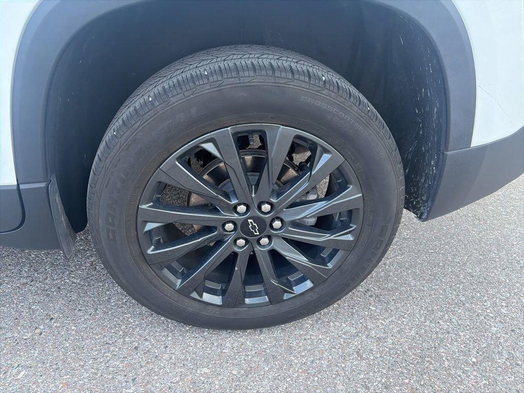 used 2023 Chevrolet Traverse car, priced at $36,287