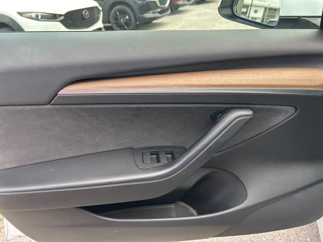used 2021 Tesla Model 3 car, priced at $25,000