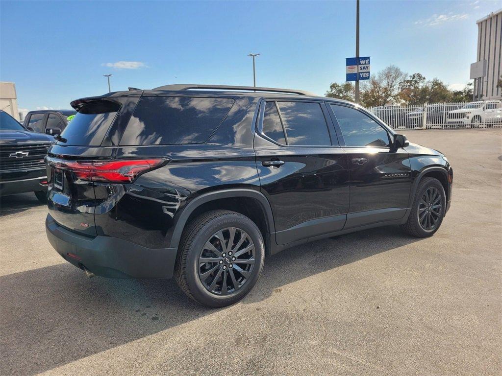 used 2022 Chevrolet Traverse car, priced at $25,988