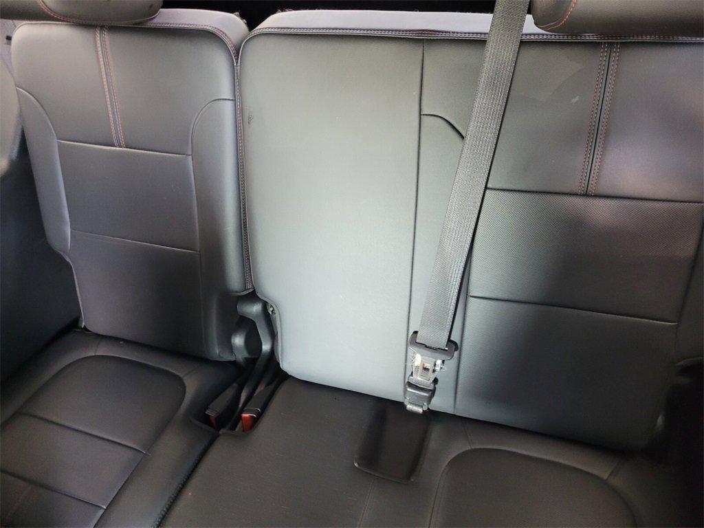 used 2022 Chevrolet Traverse car, priced at $25,988