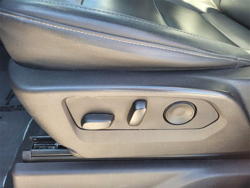 used 2024 Chevrolet Silverado 1500 car, priced at $39,988