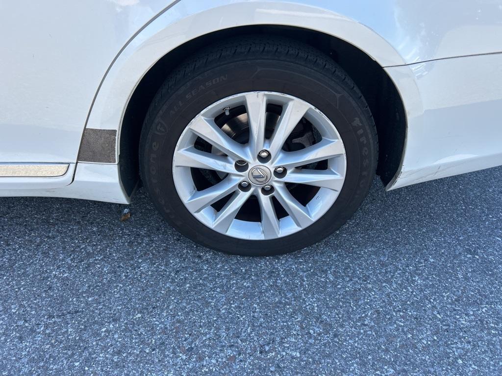 used 2011 Lexus ES 350 car, priced at $10,000