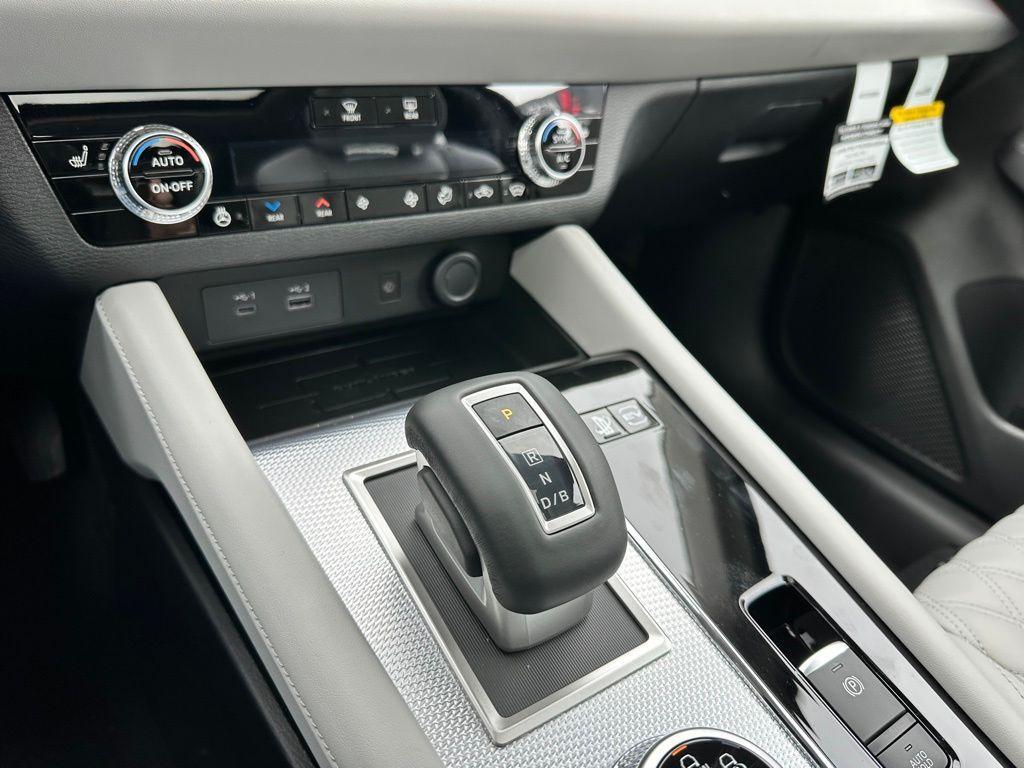 new 2025 Mitsubishi Outlander PHEV car, priced at $49,998