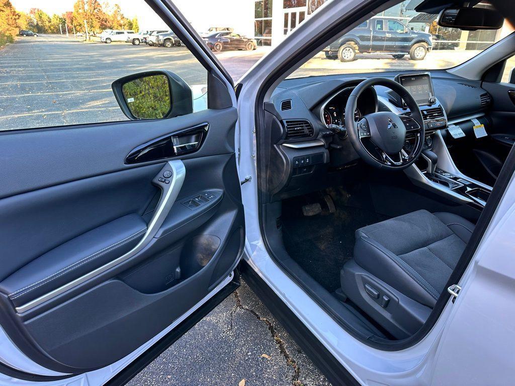 new 2026 Mitsubishi Eclipse Cross car, priced at $31,531
