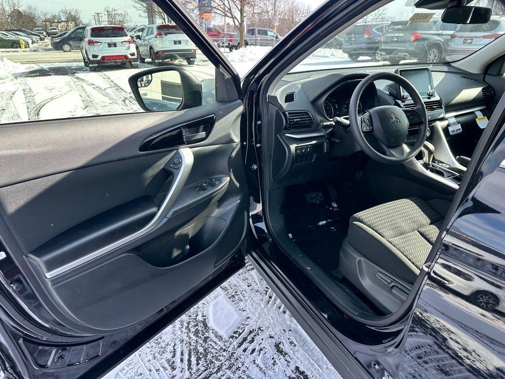 new 2026 Mitsubishi Eclipse Cross car, priced at $30,100