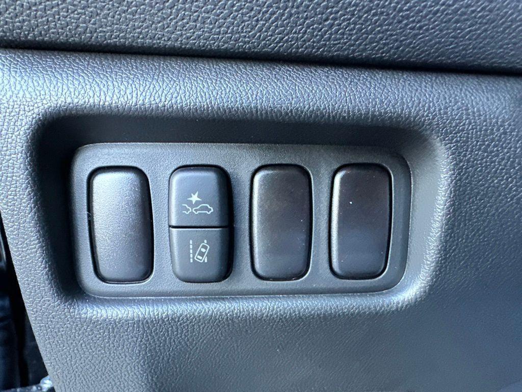 new 2025 Mitsubishi Outlander Sport car, priced at $25,858